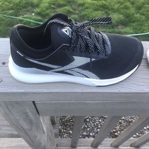 Reebok Nanos 9 size 7 1/2